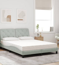 Bett mit Matratze Hellgrau 140x190 cm Samt