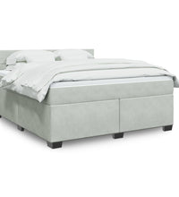 Boxspringbett mit Matratze Hellgrau 180x200 cm Samt