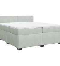 Boxspringbett mit Matratze Hellgrau 200x200 cm Samt