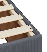 Boxspringbett mit Matratze Dunkelgrau 180x200 cm Samt