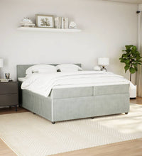 Boxspringbett mit Matratze Hellgrau 200x200 cm Samt