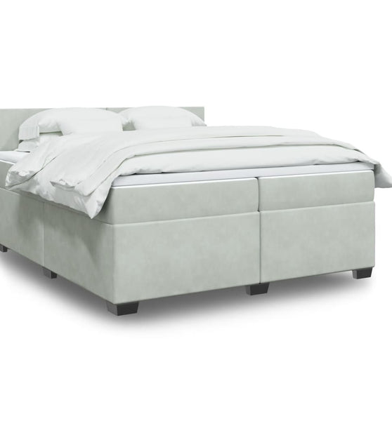Boxspringbett mit Matratze Hellgrau 200x200 cm Samt