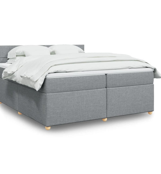 Boxspringbett mit Matratze Hellgrau 200x200 cm Stoff