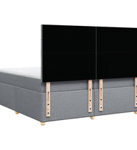 Boxspringbett mit Matratze Hellgrau 200x200 cm Stoff