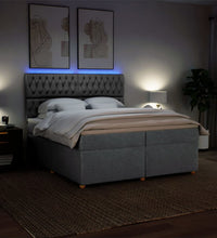 Boxspringbett mit Matratze Hellgrau 200x200 cm Stoff