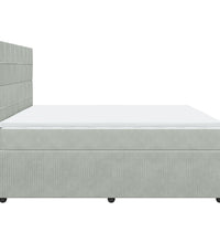 Boxspringbett mit Matratze Hellgrau 180x200 cm Samt