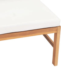 Mittelsofa mit Creme Kissen Teak Massivholz